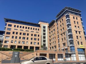 542 m² Office to Rent Newlands On Main